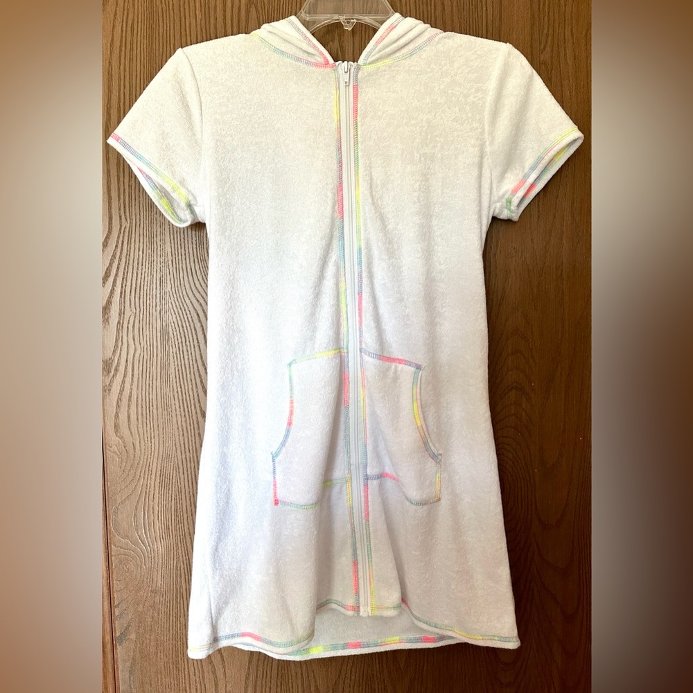 NWOT SO terry cloth cover up size 16 runs small zipper pockets neon stitching